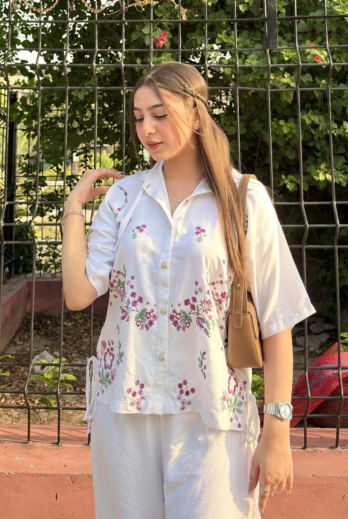 Embroidery Delight (White)