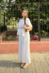 Embroidery Delight (White)