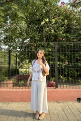 Embroidery Delight (White)